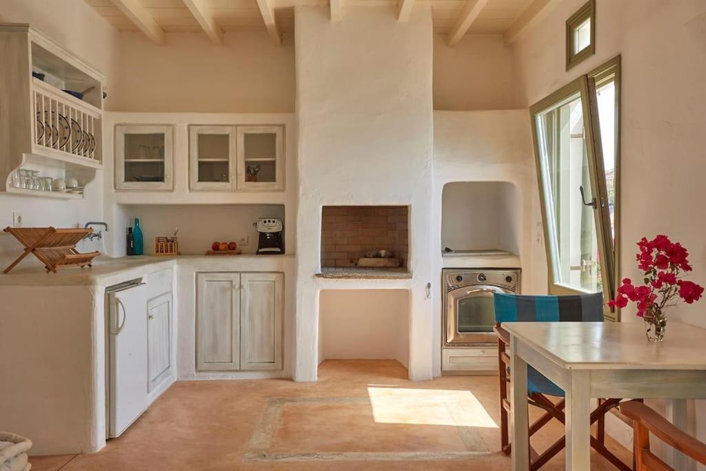 Ochre Dream, Beach Front & Sunset Villa Naousa Buitenkant foto