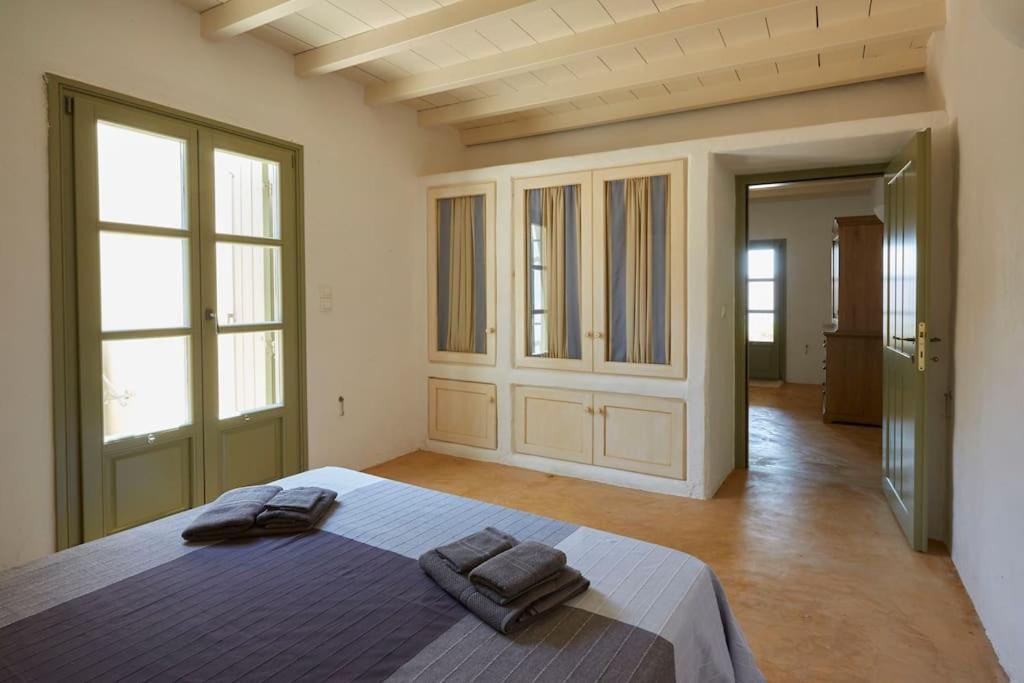 Ochre Dream, Beach Front & Sunset Villa Naousa Buitenkant foto